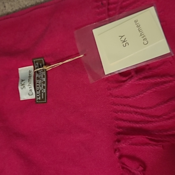 Sky Cashmere Pink Virgin Wool Scarf - Picture 2 of 3